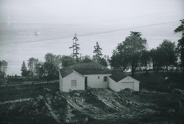 Early photo of Shorewood